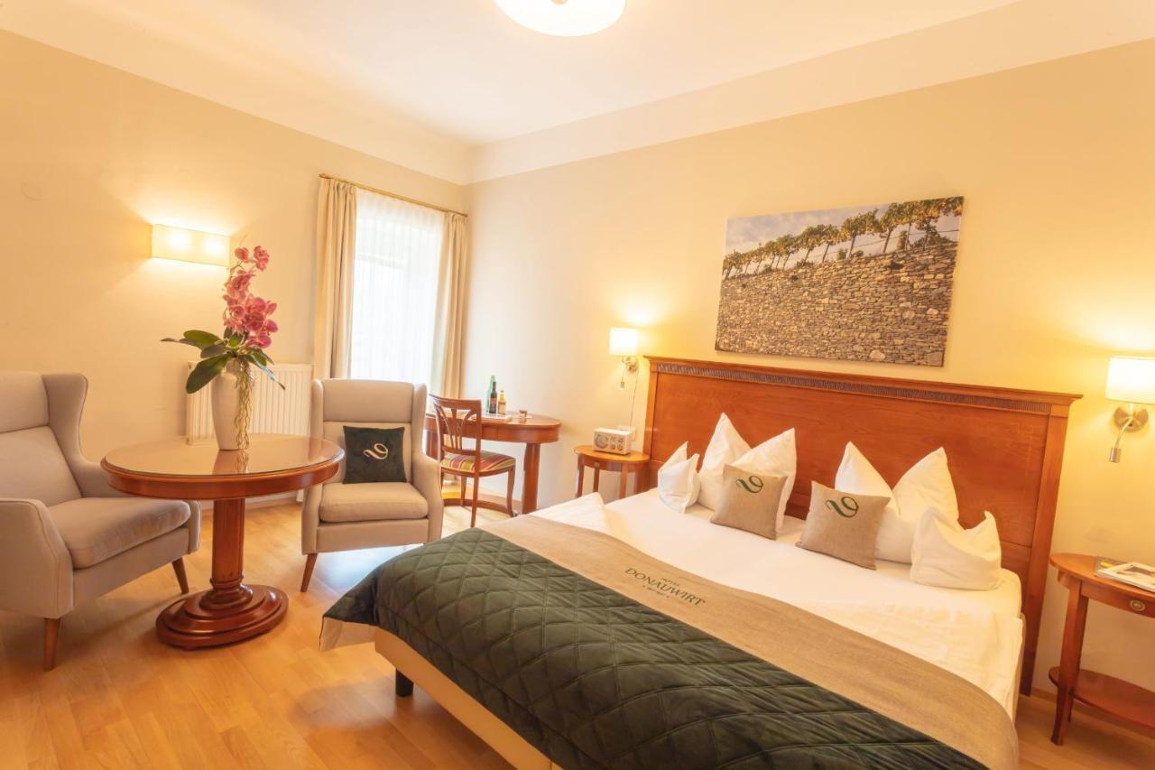 Donauwirt - Hotel Garni Вайсенкирхен-ин-дер-Вахау Экстерьер фото