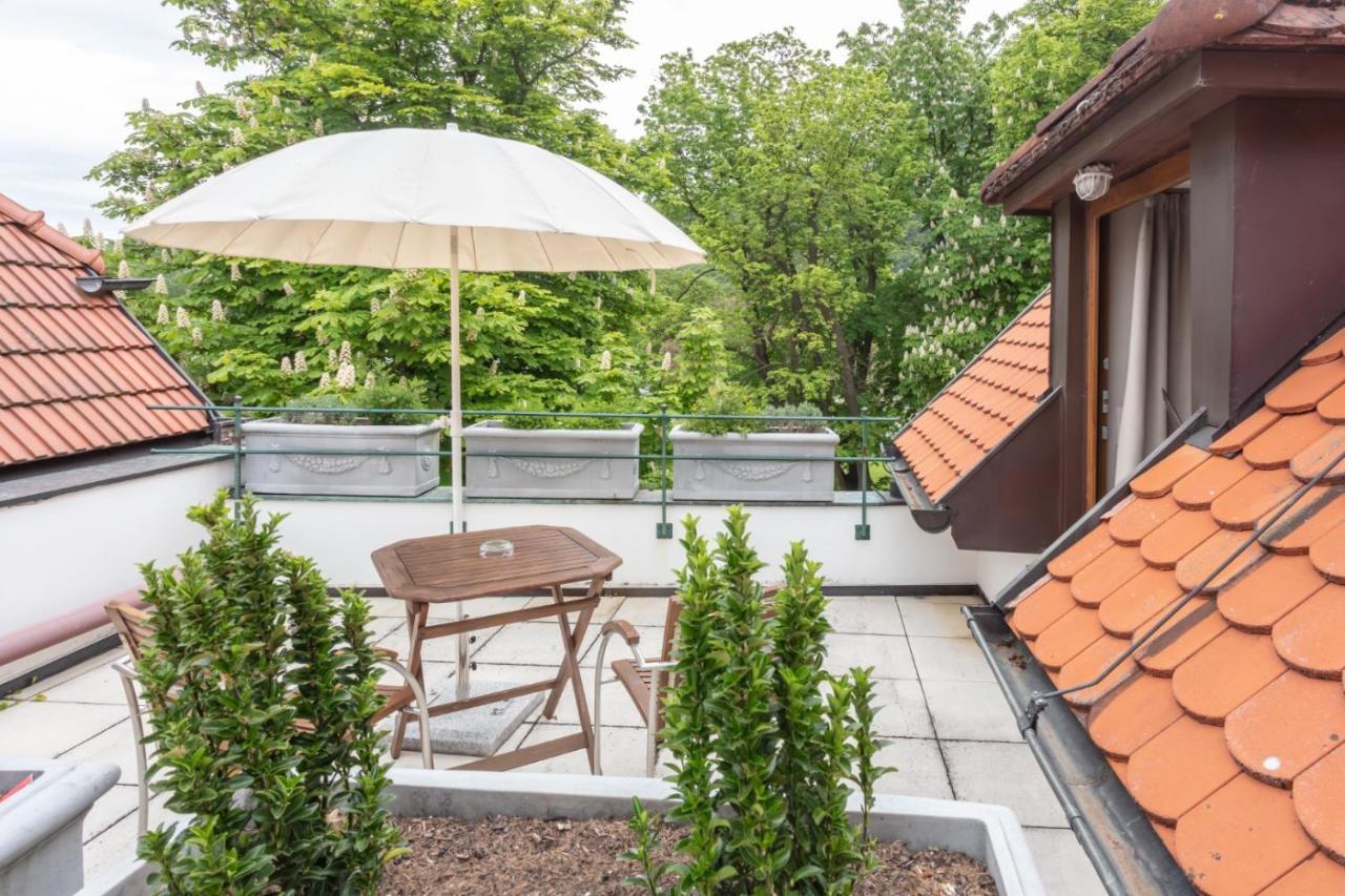 Donauwirt - Hotel Garni Вайсенкирхен-ин-дер-Вахау Экстерьер фото