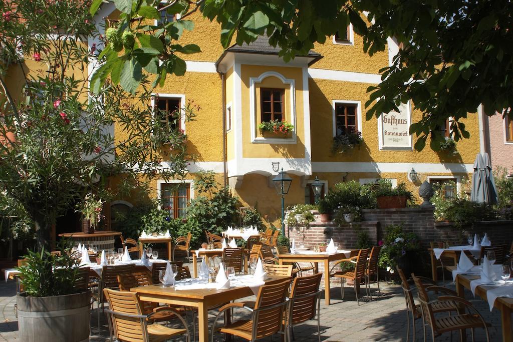 Donauwirt - Hotel Garni Вайсенкирхен-ин-дер-Вахау Экстерьер фото